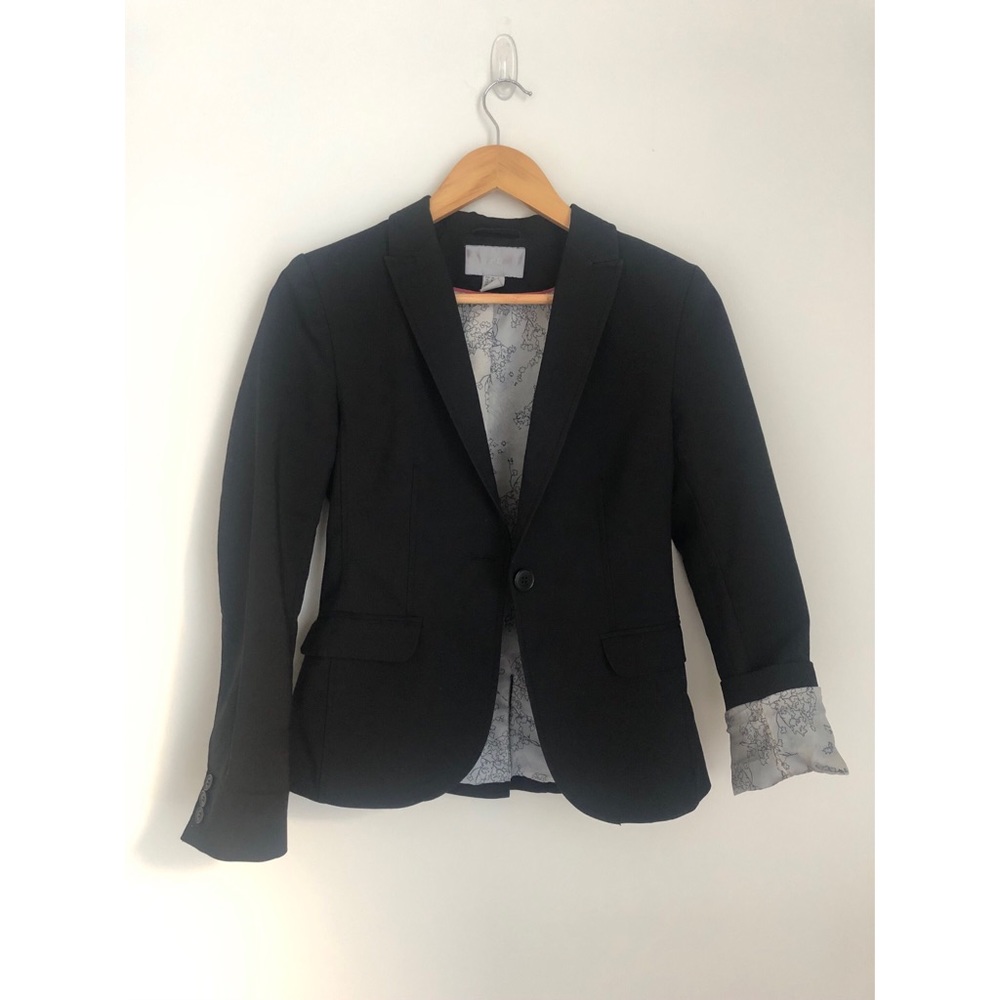H&M black blazer sz 6